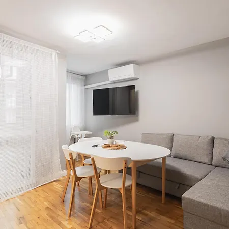 Apartman Family - 3 Bedrooms *
