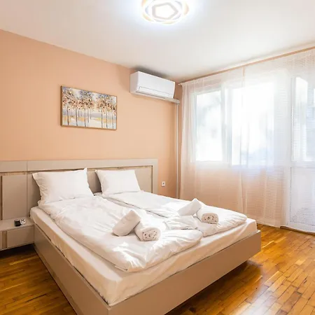 Apartman Family - 3 Bedrooms Várna