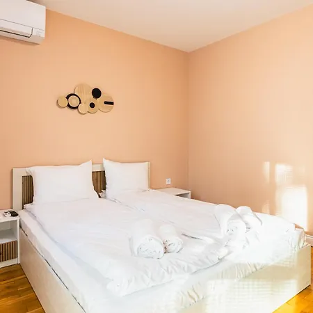Apartman Family - 3 Bedrooms Várna